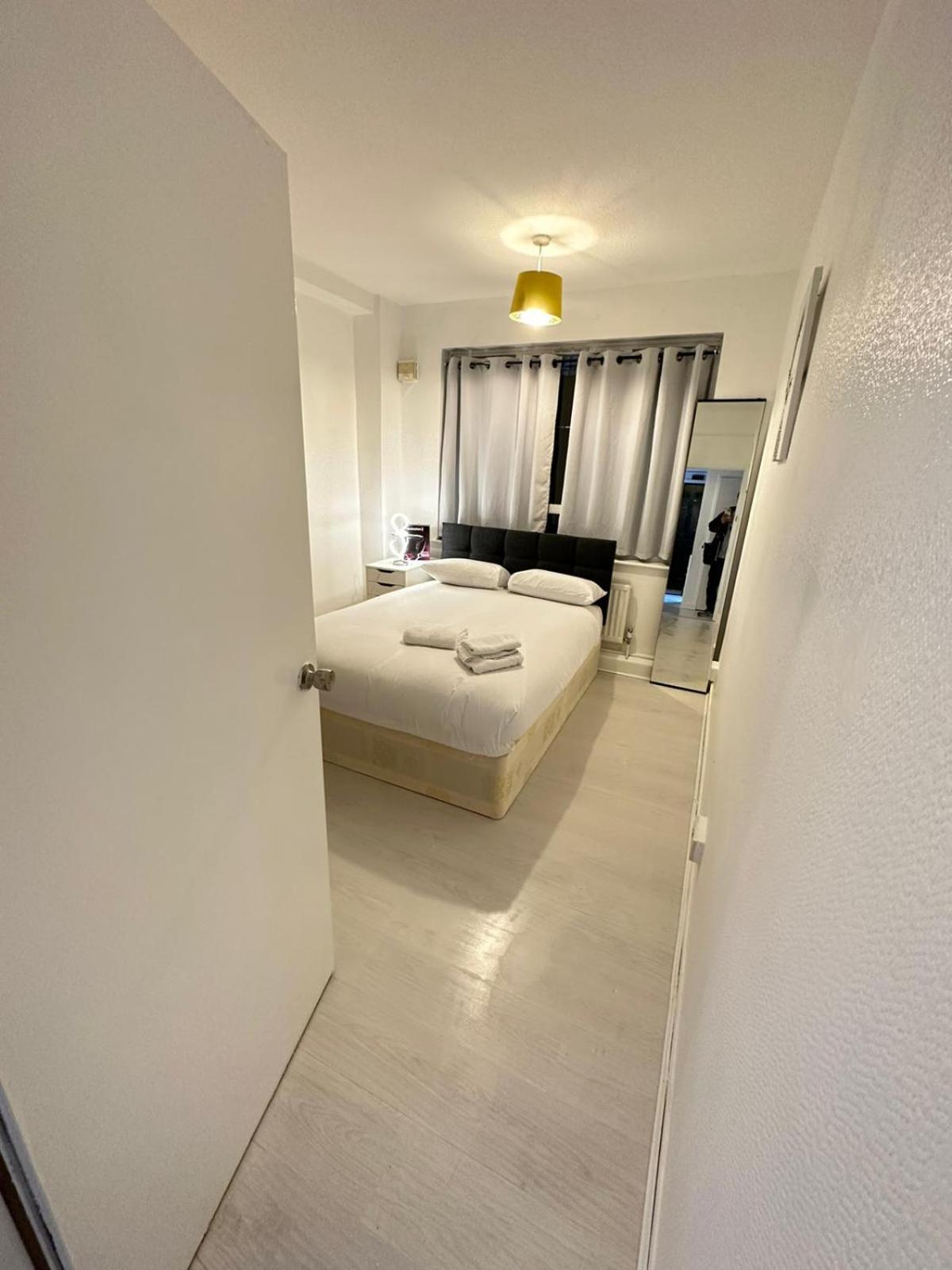 3 Bedroom King Cross Station City Centre Лондон Екстер'єр фото