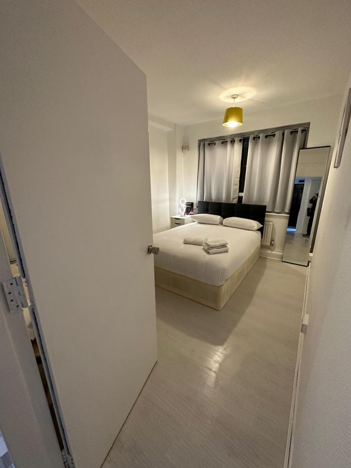 3 Bedroom King Cross Station City Centre Лондон Екстер'єр фото