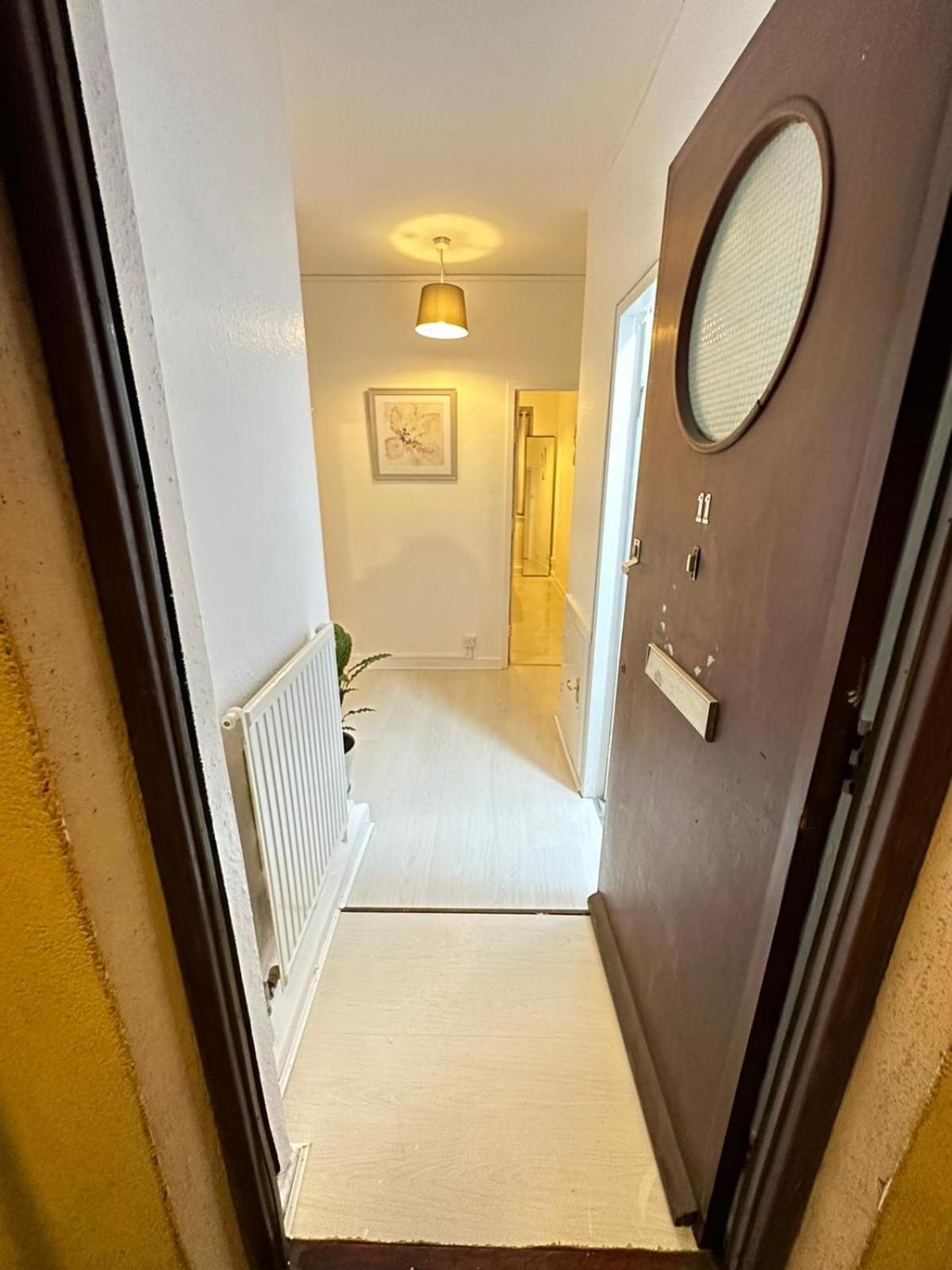 3 Bedroom King Cross Station City Centre Лондон Екстер'єр фото