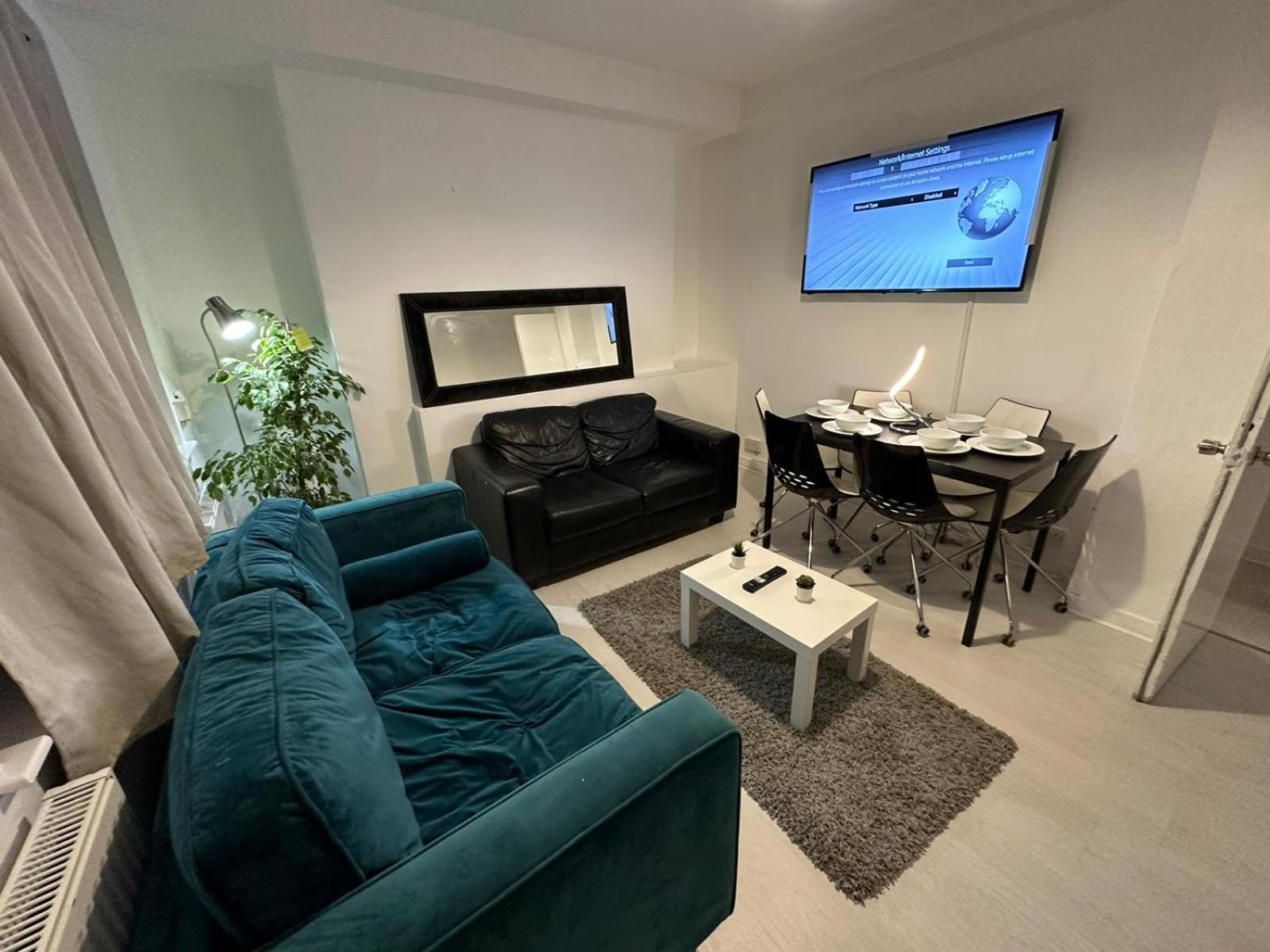 3 Bedroom King Cross Station City Centre Лондон Екстер'єр фото